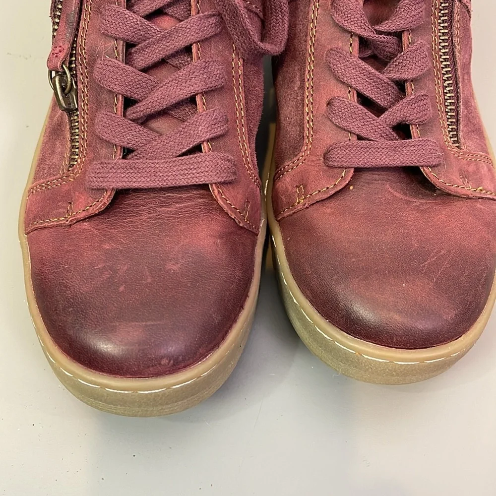 COMFORTIVA HALIA LEATHER ZIP BOOT SNEAKER 7.5